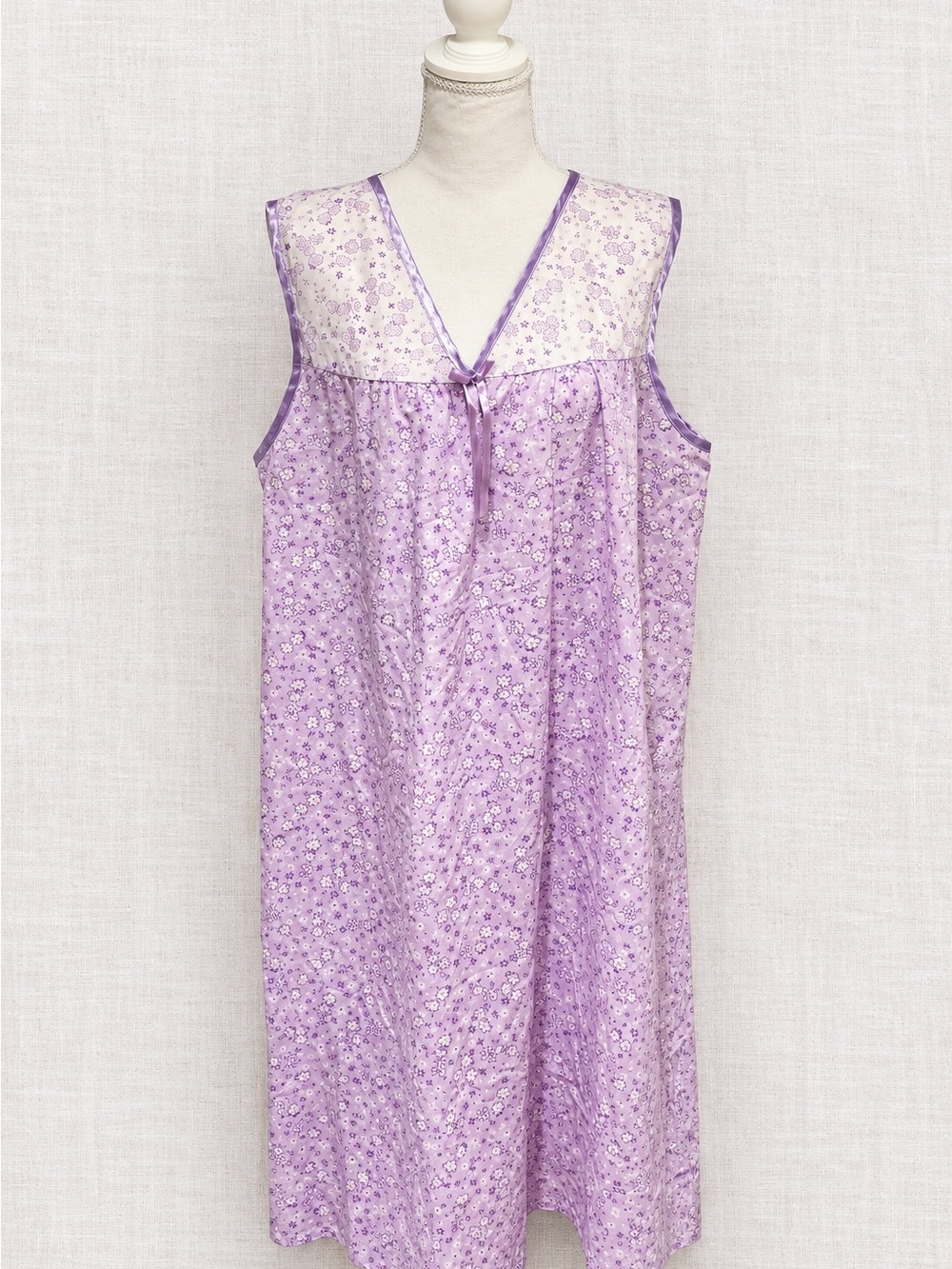 Vintage Carroll Reed Lavender Floral Sleeveless Nightgown Size XL Cottagecore